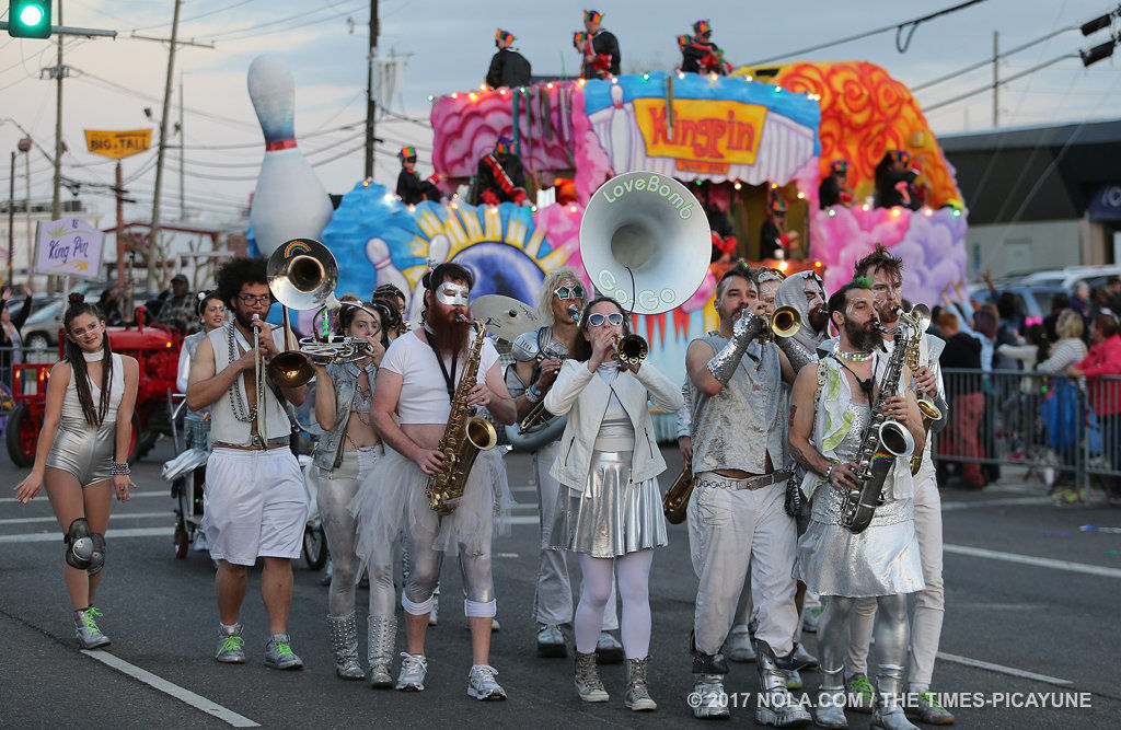 Corps de Napoleon rolls in Metairie: See Mardi Gras parade photos